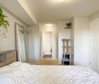 $3,100 – This Spacious 2 Bdrm + Den unit with 2 Baths OVER 800 SQ F... - Photo 2