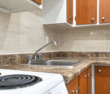 5455 Rue de Terrebonne Montréal (Côte-des-Neiges, QC H4A - Photo 3