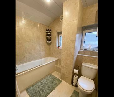 Room in a Shared Flat, Macroom House, W9 - Photo 4
