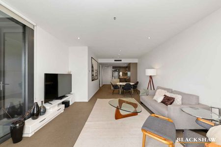 FULLY FURNISHED AT THE "MANHATTAN" - Photo 3