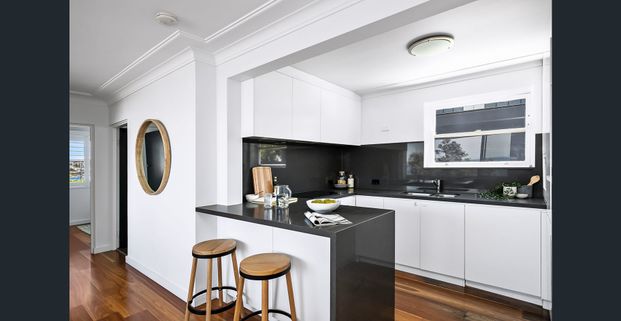 Beachside Haven Minutes To The Coastal Walk - Photo 1