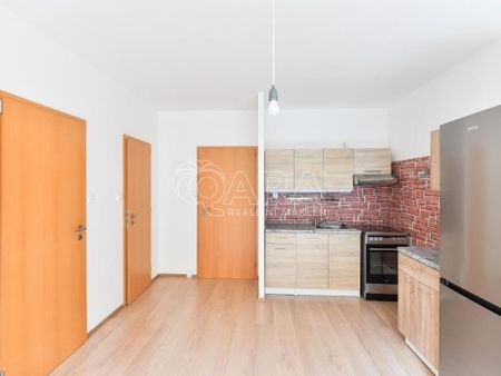 Pronájem bytu 2+kk 41 m2 - Фото 4