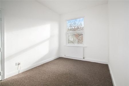 2 Bed Terraced House, Worthing Street, M14 - Photo 4