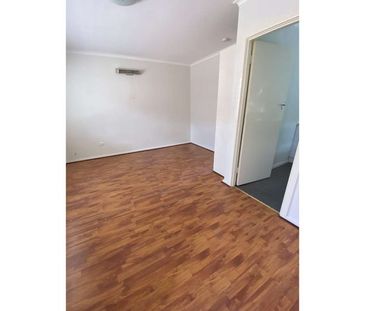 Convenient & Comfortable 1-Bedroom Flat in Prime Blackburn Location - Photo 3