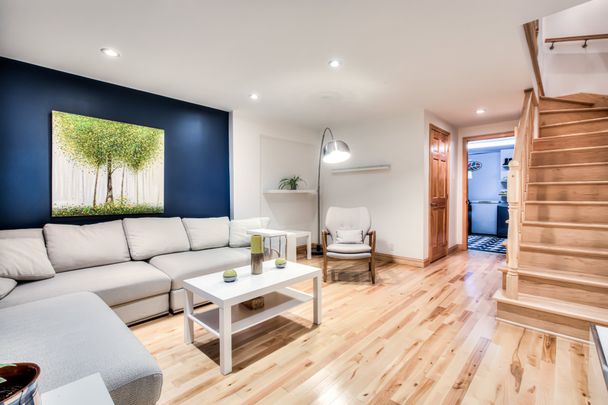 1325 Rue du Relais, Laval (Sainte-Dorothée), QC H7Y - Photo 1