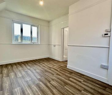 Brambletye, Birchington, CT7 - Photo 3