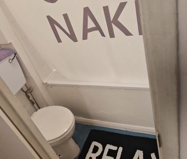 Room in a Shared House, Amberton Crescent, LS8 - Photo 4