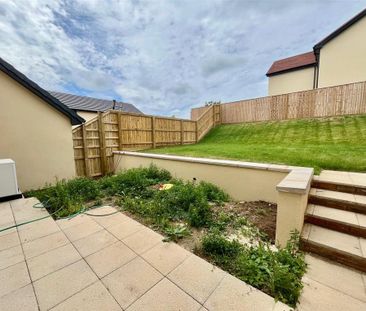 3 bedroom detached house to rent - Photo 1