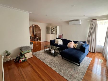 Blackburn North - Photo 5