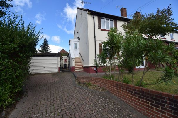 Anslow Place, Nr. Burnham, Slough, Berkshire,SL1 - Photo 1