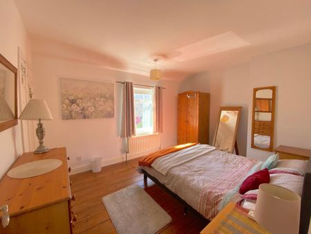 3 bedroom semi-detached house to rent - Photo 5