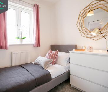 3 bedroom terraced house to rent - Photo 4