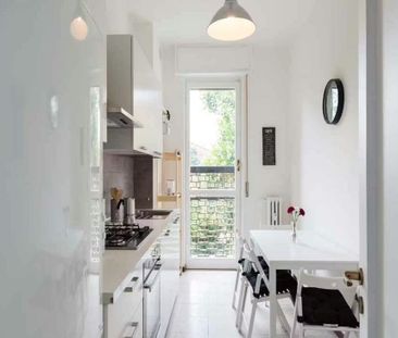 Via dei Mandorli, Cesano Boscone, Lombardy 20090 - Photo 3