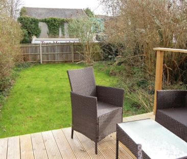 Fantastic bright, peaceful, private maisonette with generous garden... - Photo 4