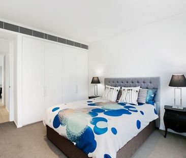 Experience Luxury Living with Views Over the Central Park Precinct - Photo 6