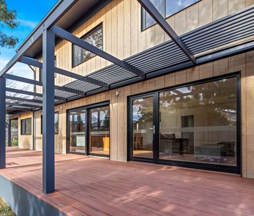 Energy Efficient Excellence - Passive Home In The Ranges - Photo 2