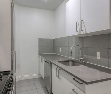 3730 Chemin Queen Mary, Montréal, QC - Photo 2