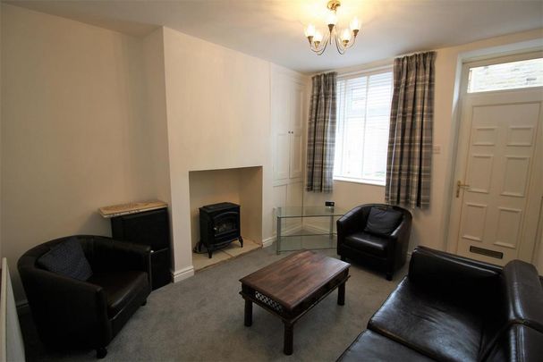 2 bedroom private hall to rent - Photo 1