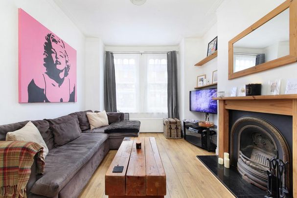 2 bedroom maisonette to rent - Photo 1