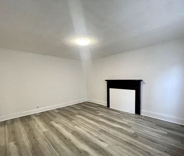 For Lease - 2 Broadway Avenue Unit# 9, Toronto, Ontario - Photo 3