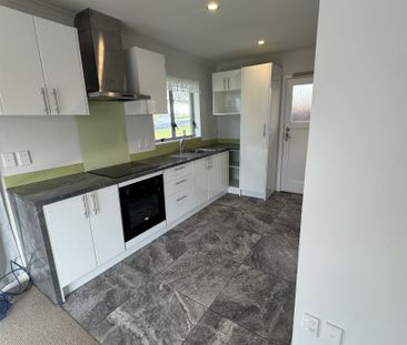 Little Gem in Great Street - Photo 1