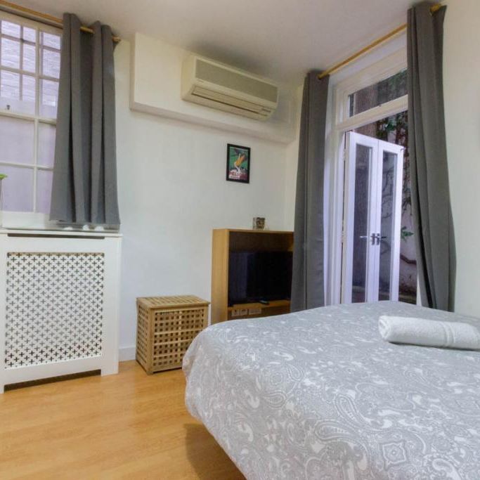 Bills included - studio flat to rent in Pimlico, London SW1V - Photo 1