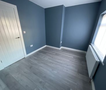 2 Dhu Varren Crescent, Belfast , BT13 3FL - Photo 2