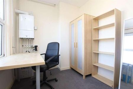 Coronation Avenue, Bath, BA2 - Photo 3