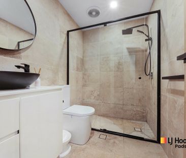 Fully Renovated 3-Bedroom Home in Quiet Cul-de-Sac - Photo 5