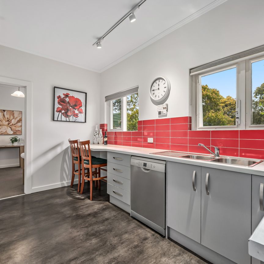 33 Farnham Terrace, Dernancourt SA 5075 - House For Rent - $680 | Domain - Photo 1