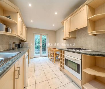 3 bedroom terraced house to rent - Photo 3