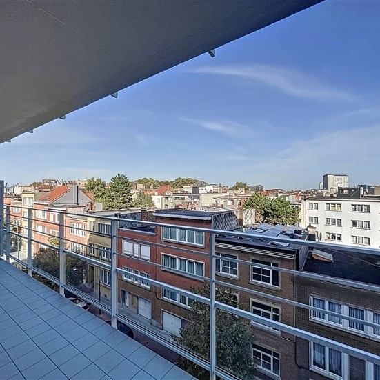 Appartement te huur - Photo 1