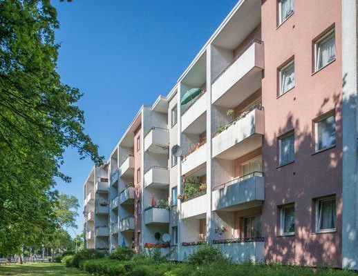 Gemütliche und renovierte 1,5 Zimmer mit Balkon - Photo 1