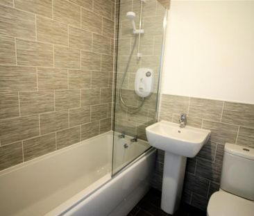 5 bedroom private hall to rent - Photo 4