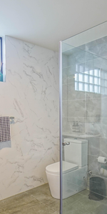 Stunning, Luxuriuos & Spacious One bedroom Apartment - Photo 4