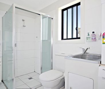 Spacious 2-bedroom Granny Flat - Photo 3