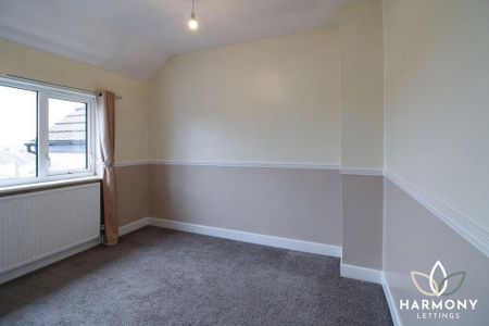 2 bedroom semi-detached house to rent - Photo 3