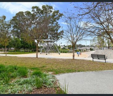 Unfurnished Spacious 4-Bedroom Home on a Corner Block - Photo 2