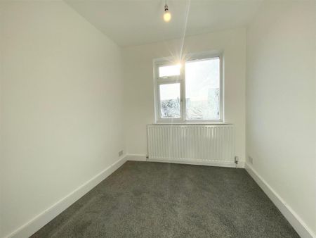 3 bedroom house to rent - Photo 3