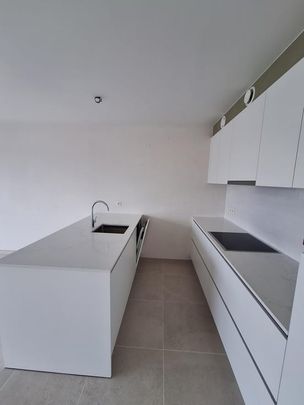 Appartement te huur - Photo 1