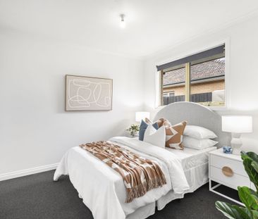 Charming Thomastown Home: Your Next Sanctuary Awaits! - Photo 5