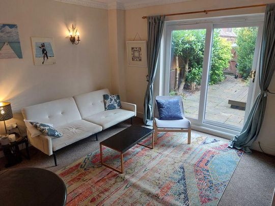 2 bedroom terraced house to rent - Photo 1