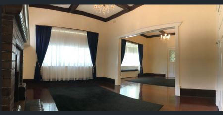 TUSMORE GRAND TUDOR - Photo 4