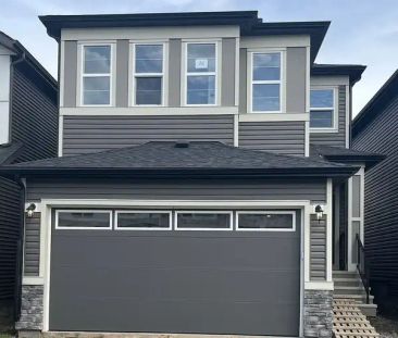 Brand New and spacious 3 bedroom + 2.5 bathroom | Calgary - Photo 1