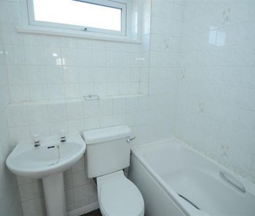 2 Bedroom Apartment To Let - Photo 5