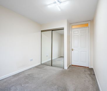 Springbank Gardens - Photo 3