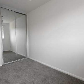 2 bedroom property to rent in Hemel Hempstead - Photo 1