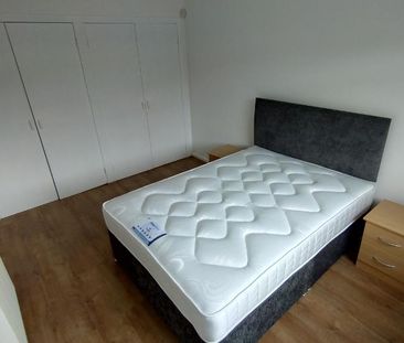 1 bedroom flat to rent - Photo 6