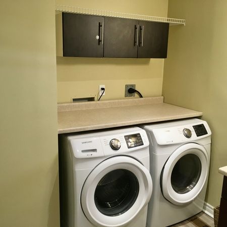 For Lease - 4576 Kalar Road, Niagara Falls, Ontario - Photo 2