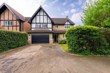 5 bedroom detached house to rent - Photo 2